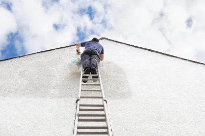 Peinture extérieure à Melles — façades et ravalement